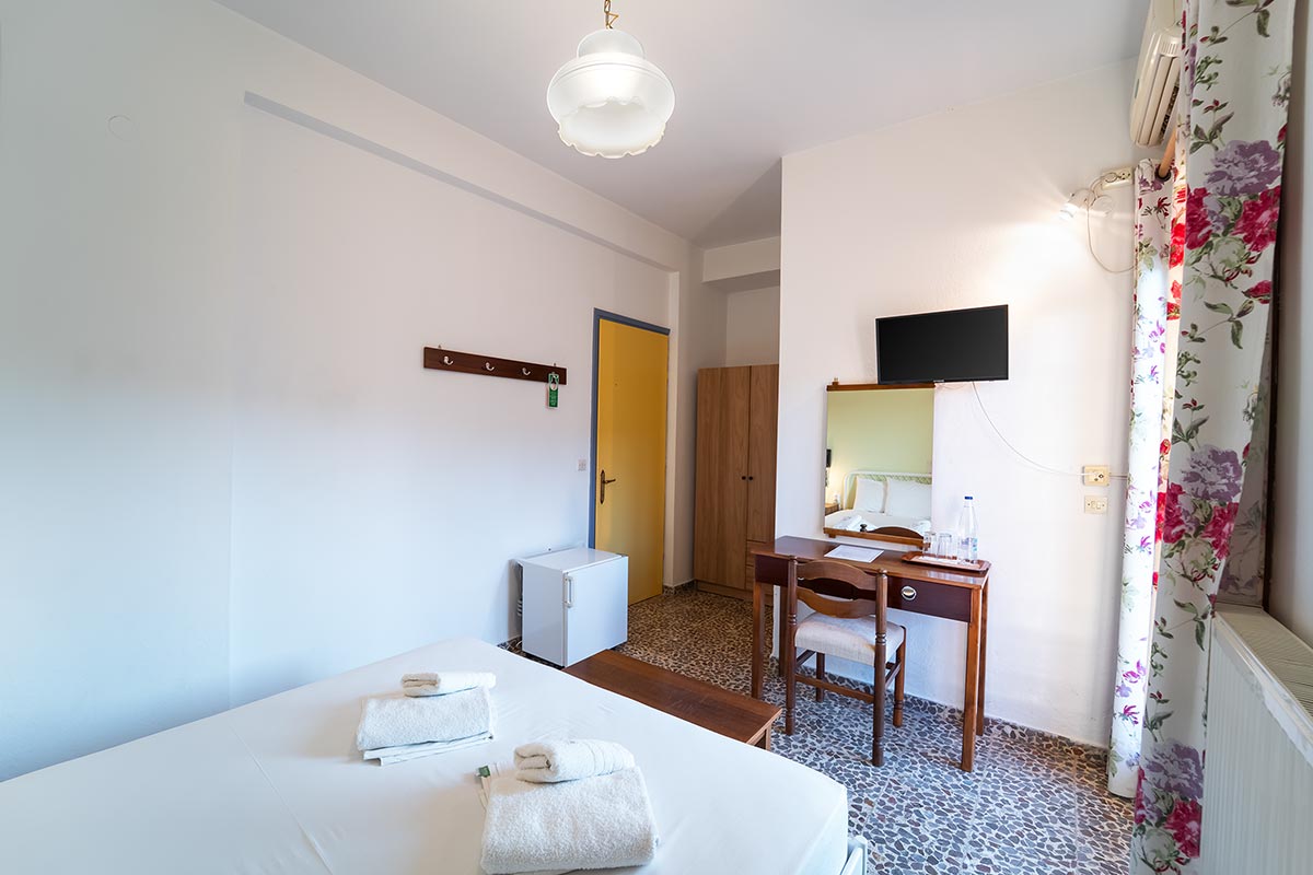 Double room with Double bed, Room 12