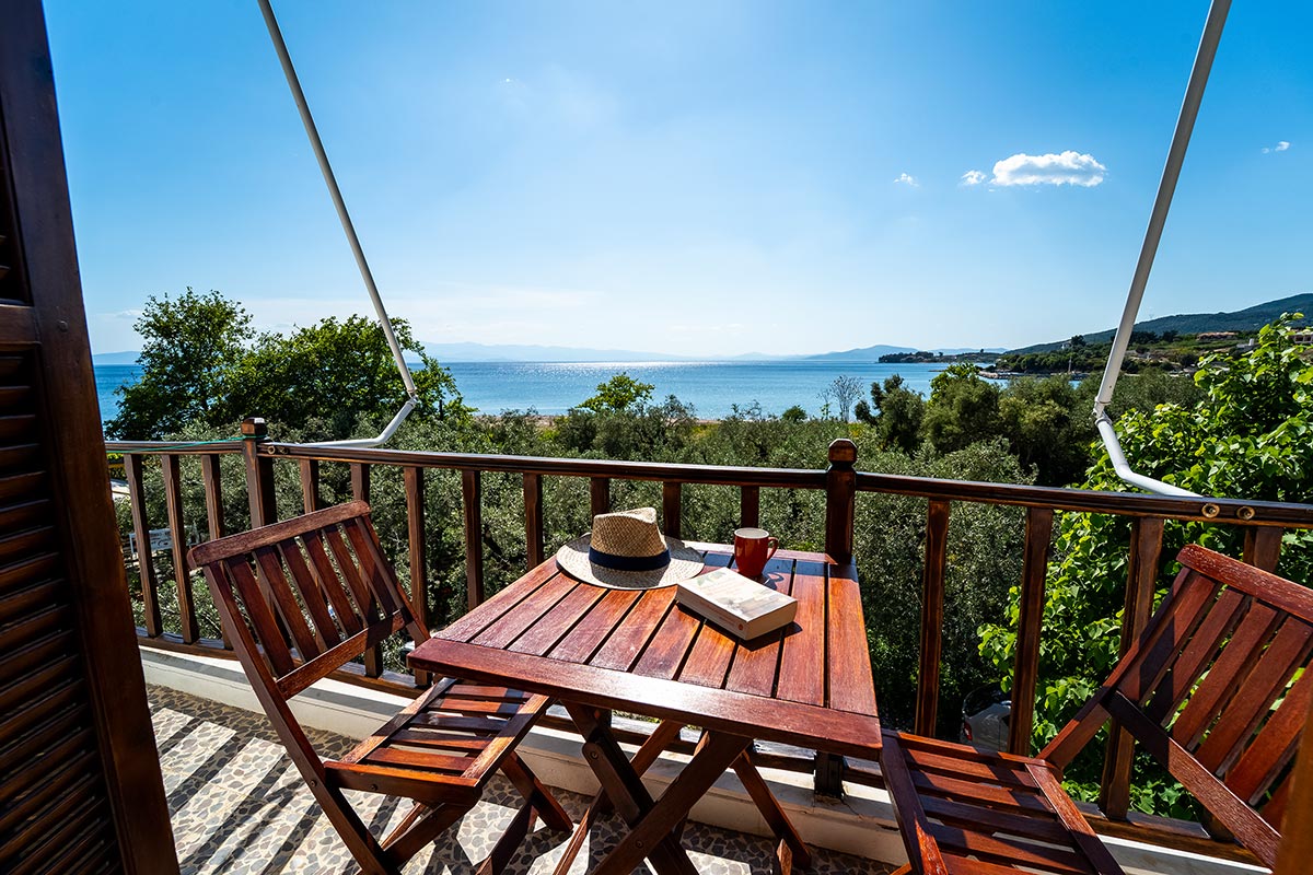 Double room with twin beds, Room 20