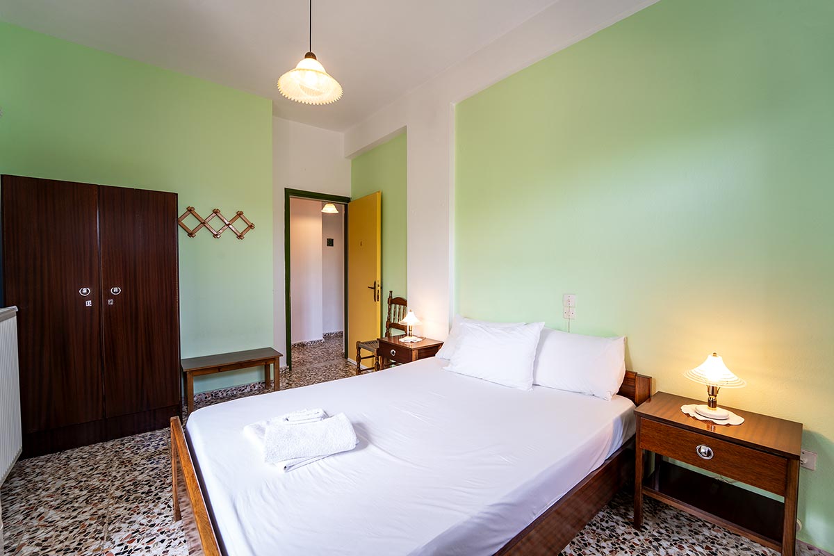 Two bedrooms, Room 4