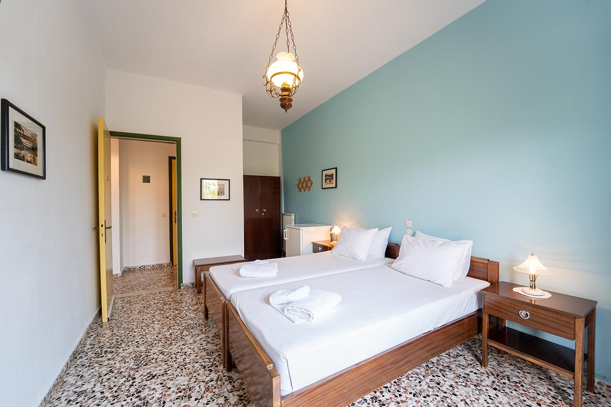 Two bedrooms, Room 4