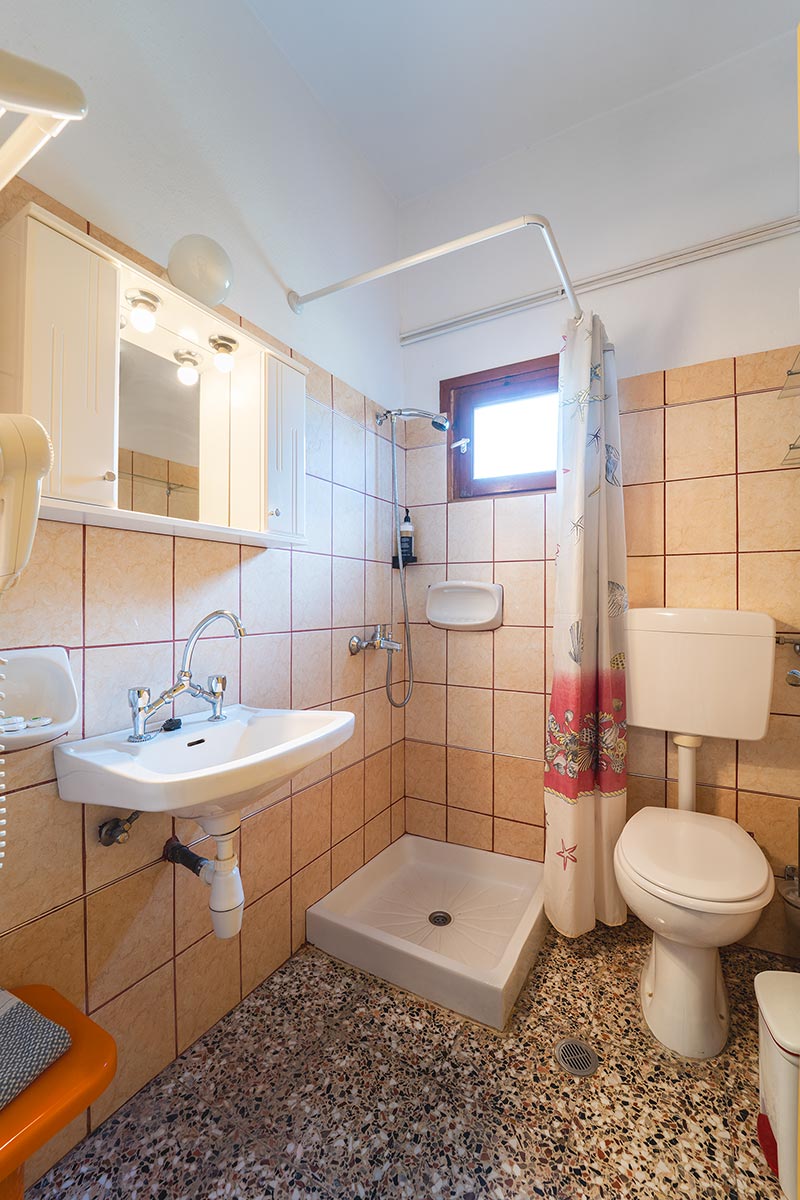 Two bedrooms, Room 4